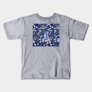 NIGHT OWLS AMONG WHITE LEAVES AND TREE BRANCHES Blue Floral Kids T-Shirt